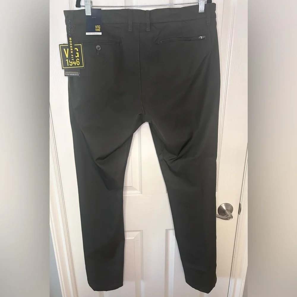 “Vintage 1946” Men's Dark Green/Khaki Modern Fit Performance Chinos w/ Pockets